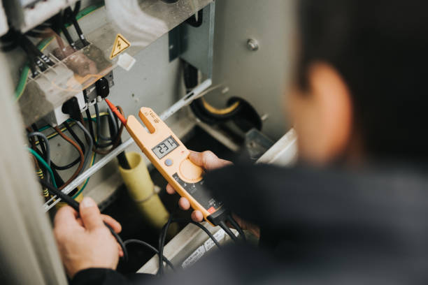 Best Licensed Electrician  in Farmersville, CA