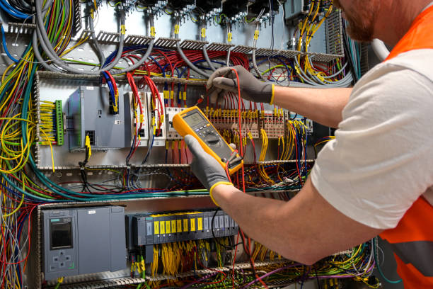  Farmersville, CA Electrician Pros